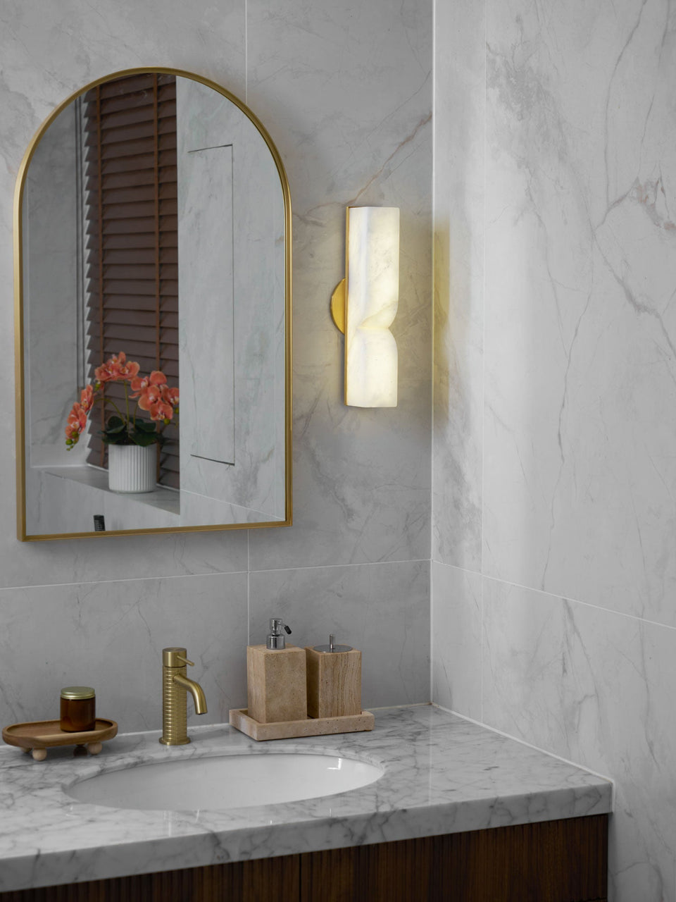 Alabaster Wall Sconce Light Fixture-Lighting > Wall Lights-casanuva-casanuva