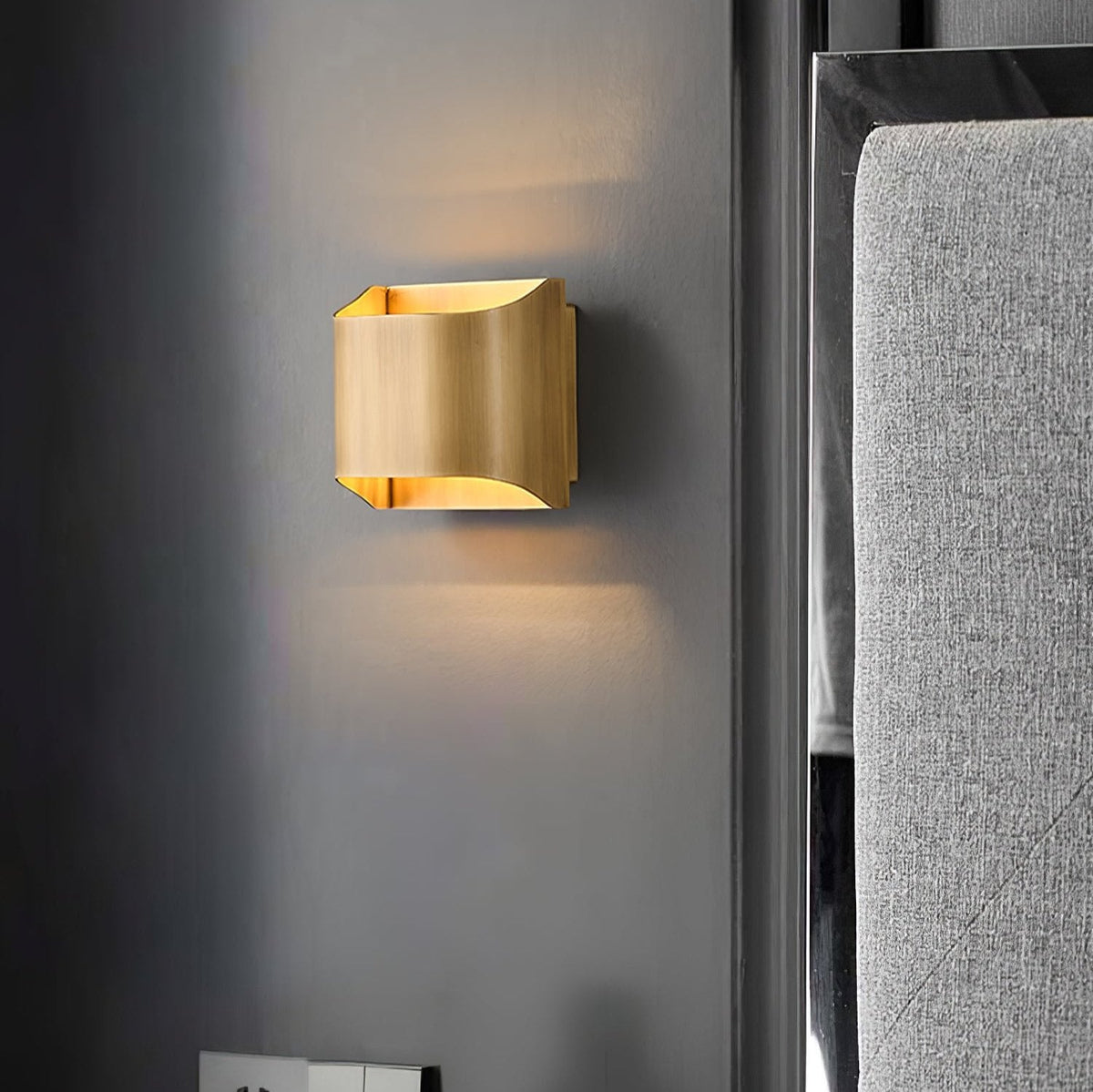 Brass Wall Lamp with Adjustable Arm-Lighting > Wall Lights-casanuva-casanuva