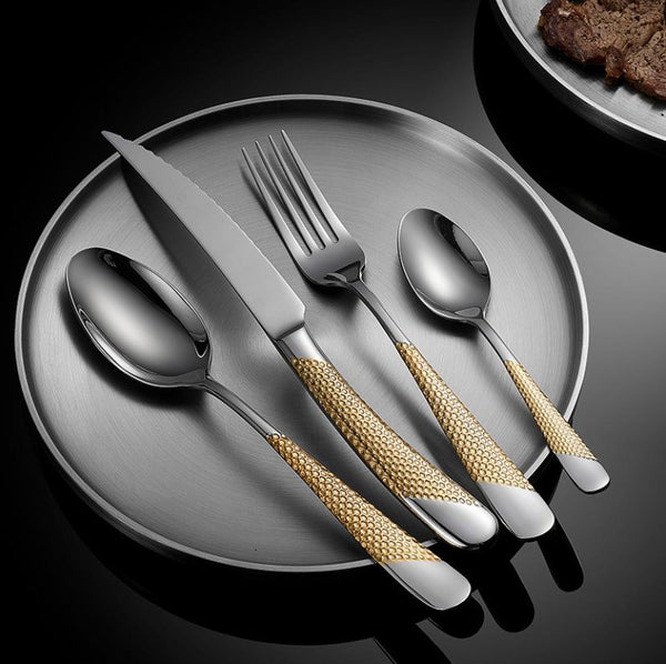 Cutlery Set with Textured Design-Kitchen & Dining > Cutlery-casanuva-casanuva