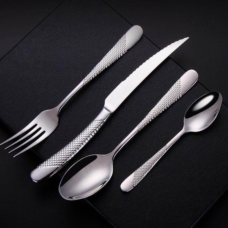 Cutlery Set with Textured Design-Kitchen & Dining > Cutlery-casanuva-casanuva