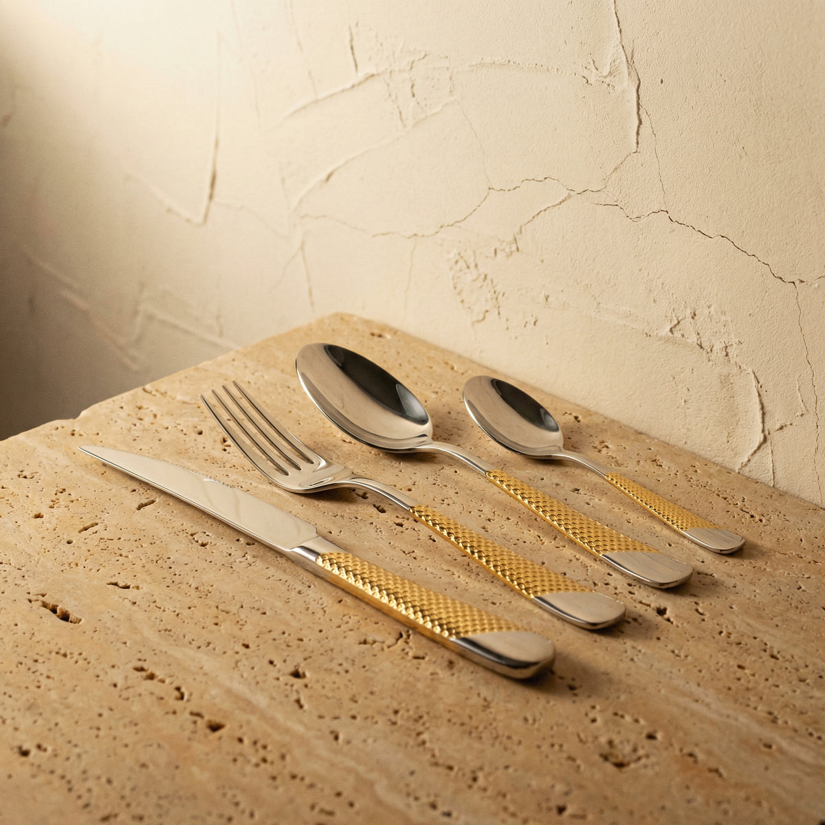 Cutlery Set with Textured Design-Kitchen & Dining > Cutlery-casanuva-casanuva