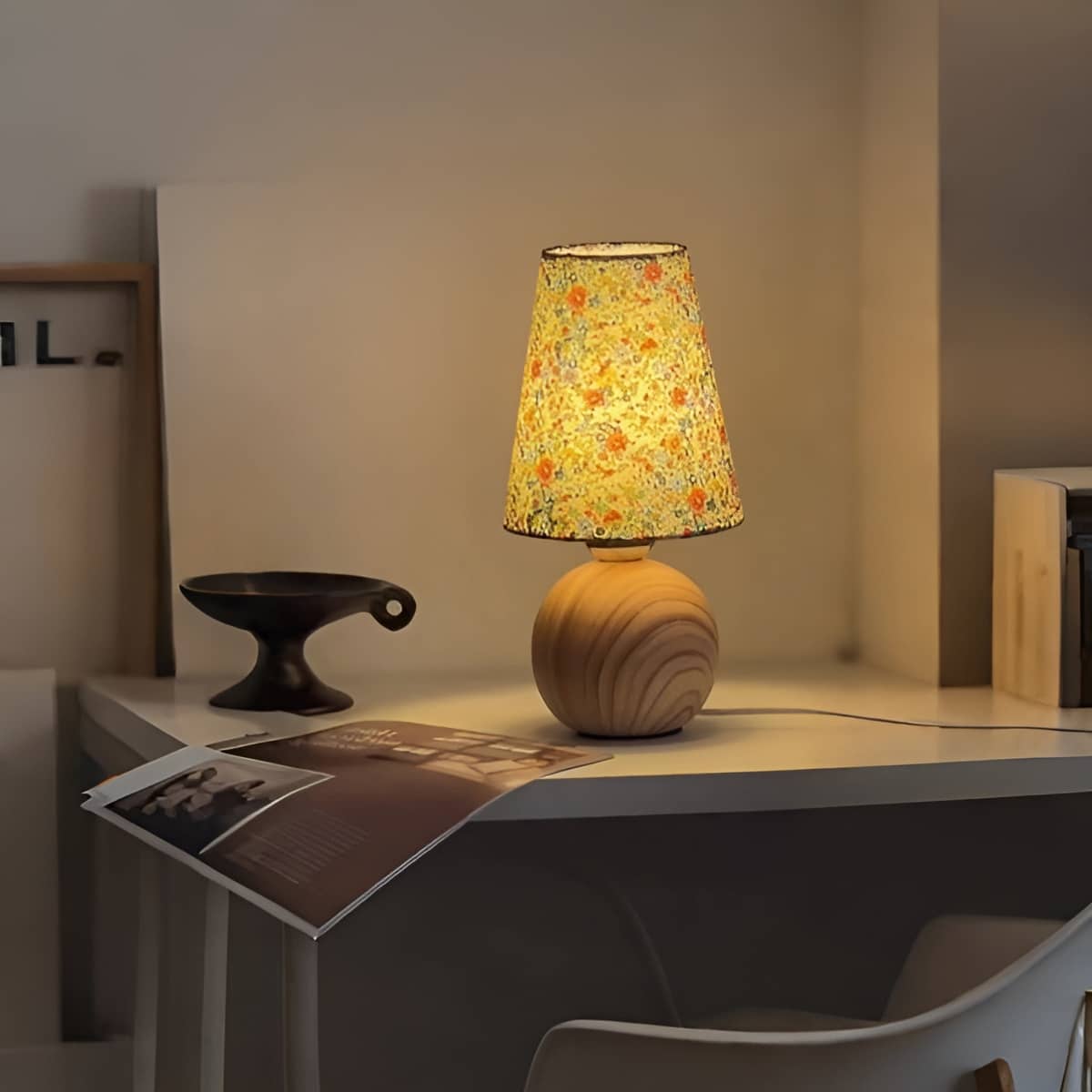 Floral Table Lamp with Ceramic Base-Lighting > Table Lamps-casanuva-casanuva