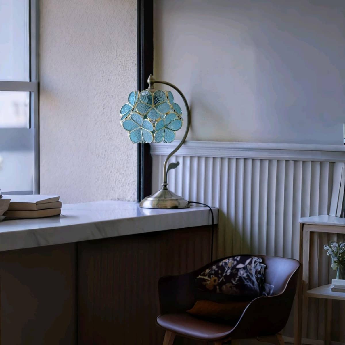 Flower Petal Glass Table Lamp Vintage Romantic Design-Lighting > Table Lamps-casanuva-casanuva