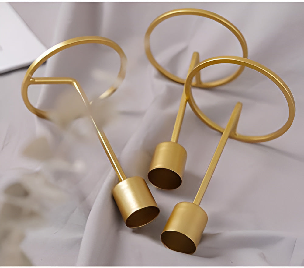 Golden Candle Holders for Romantic Ambiance-Home Decor > Candle Holders-casanuva-casanuva