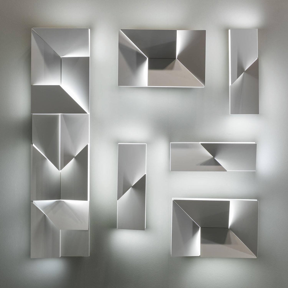 Grand Wall Sconce-Lighting > Wall Lights-casanuva-casanuva
