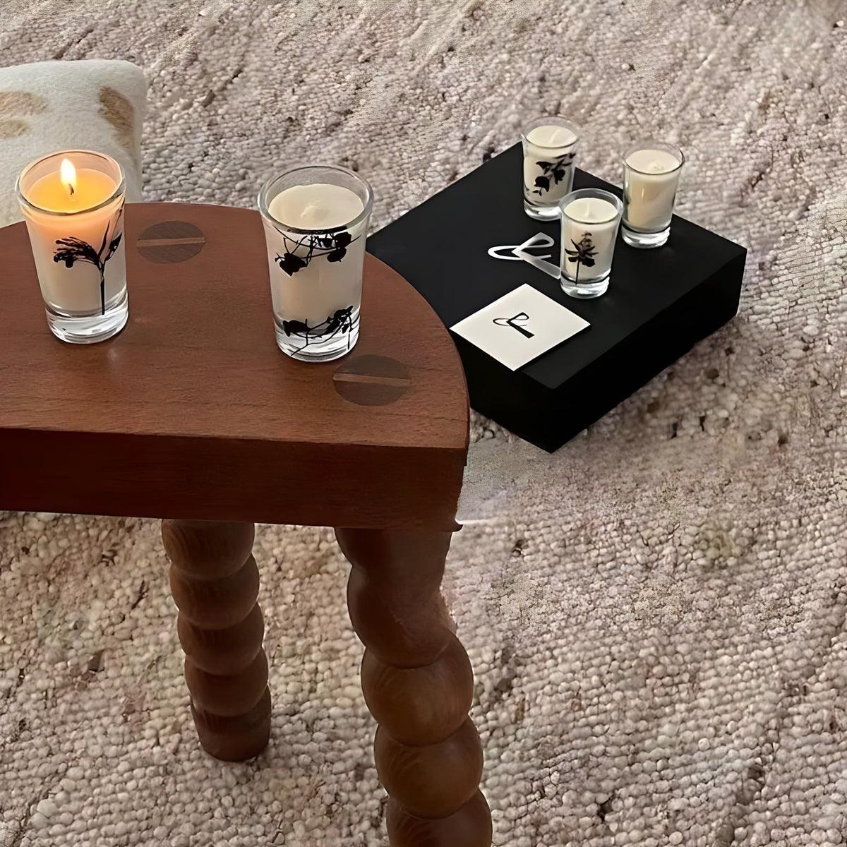 Half Moon Mini Table with Bubble Design-Furniture > Side Tables-casanuva-casanuva