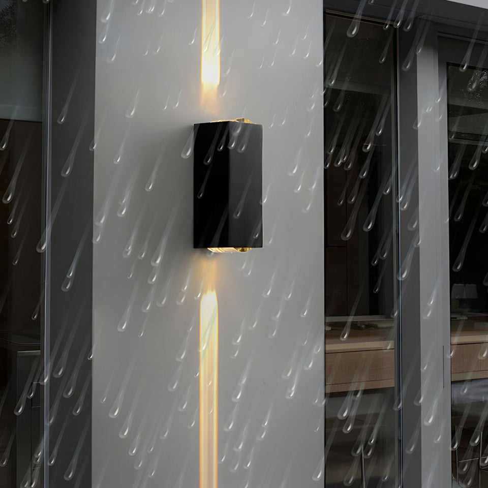 IP65 Black Aluminum LED Outdoor Wall Light-Lighting > Outdoor Lighting-casanuva-casanuva