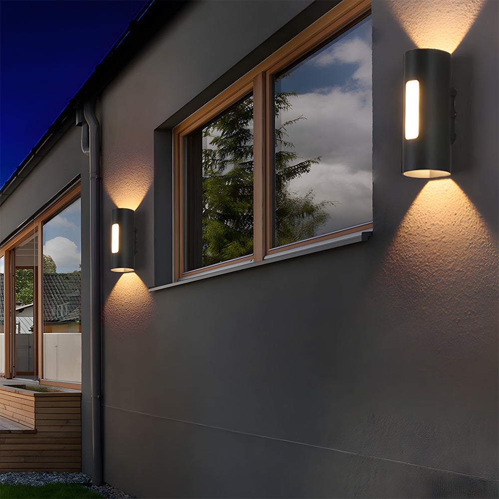 IP65 Black LED Outdoor Wall Light Warm Light-Lighting > Outdoor Lighting-casanuva-casanuva