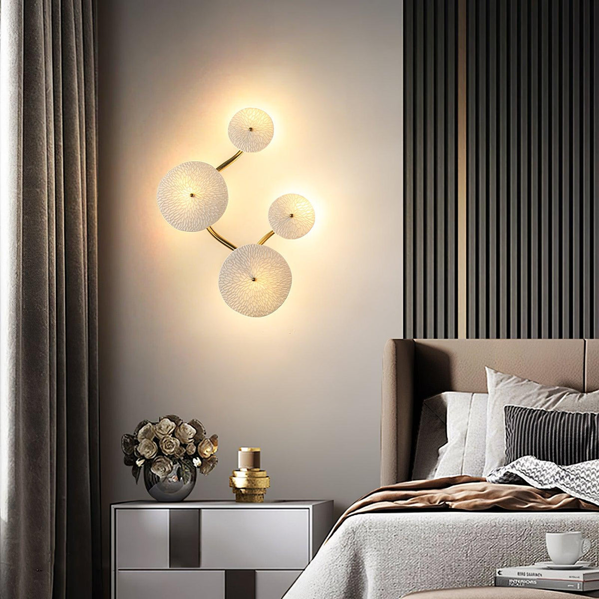 Lotus Petal LED Wall Lamp-Lighting > Wall Lights-casanuva-casanuva