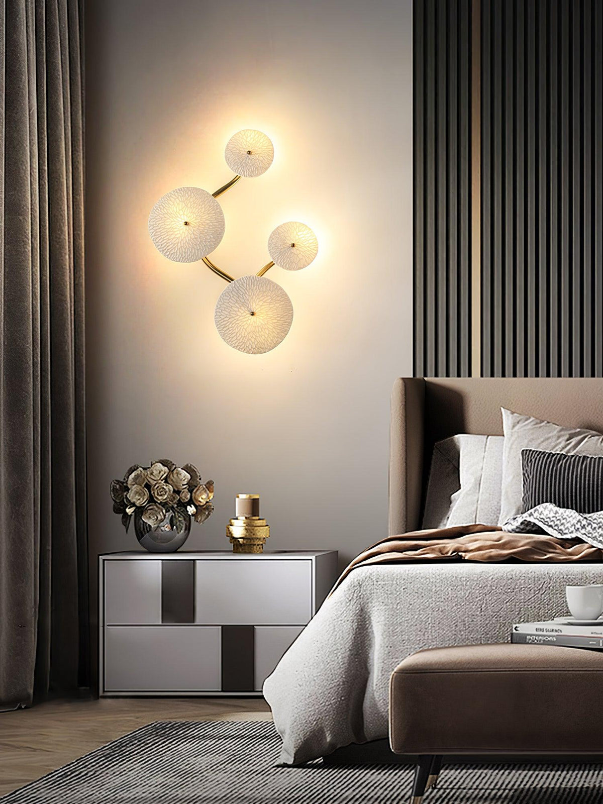 Lotus Petal LED Wall Lamp-Lighting > Wall Lights-casanuva-casanuva