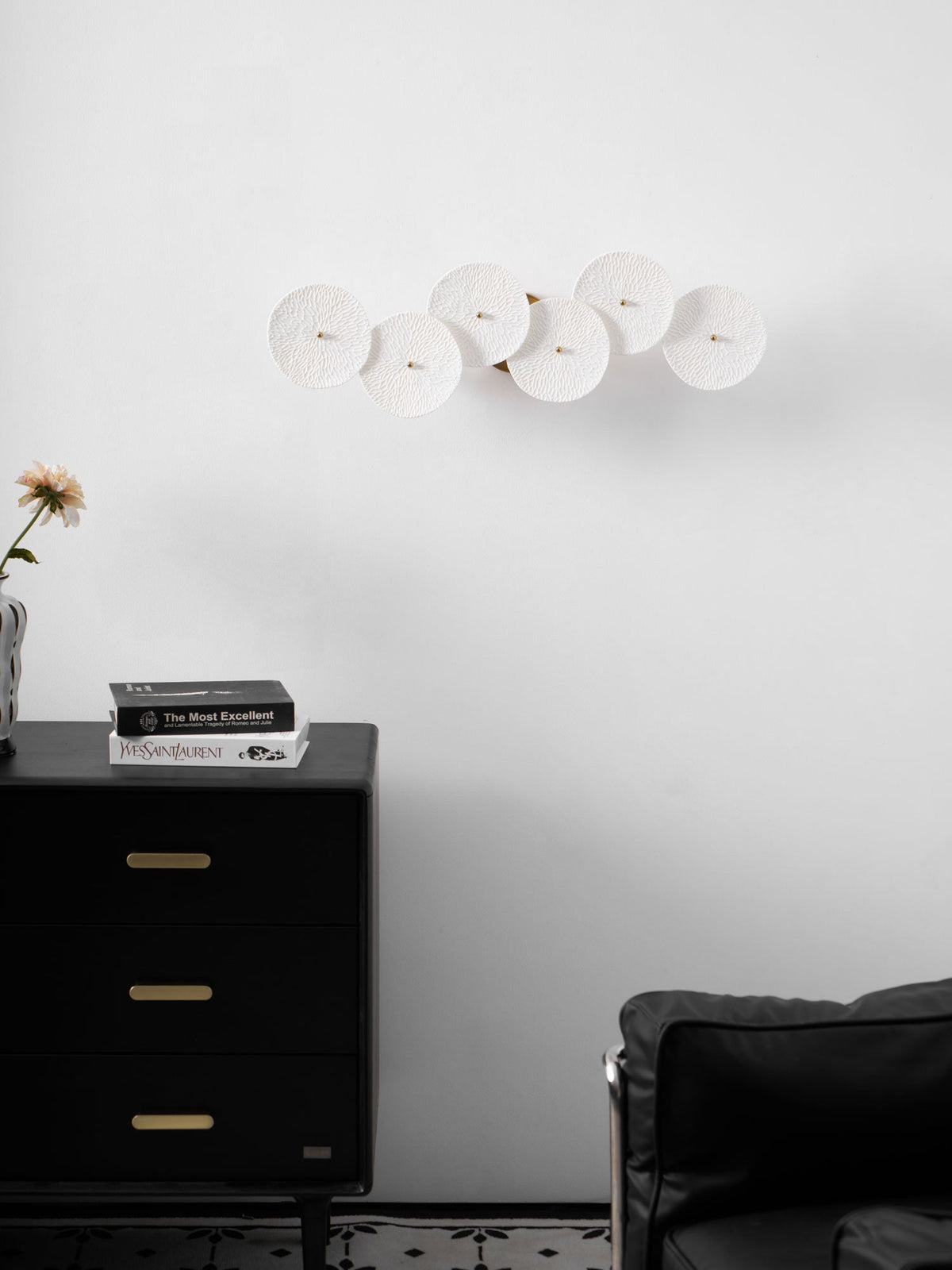 Lotus Petal LED Wall Lamp-Lighting > Wall Lights-casanuva-casanuva