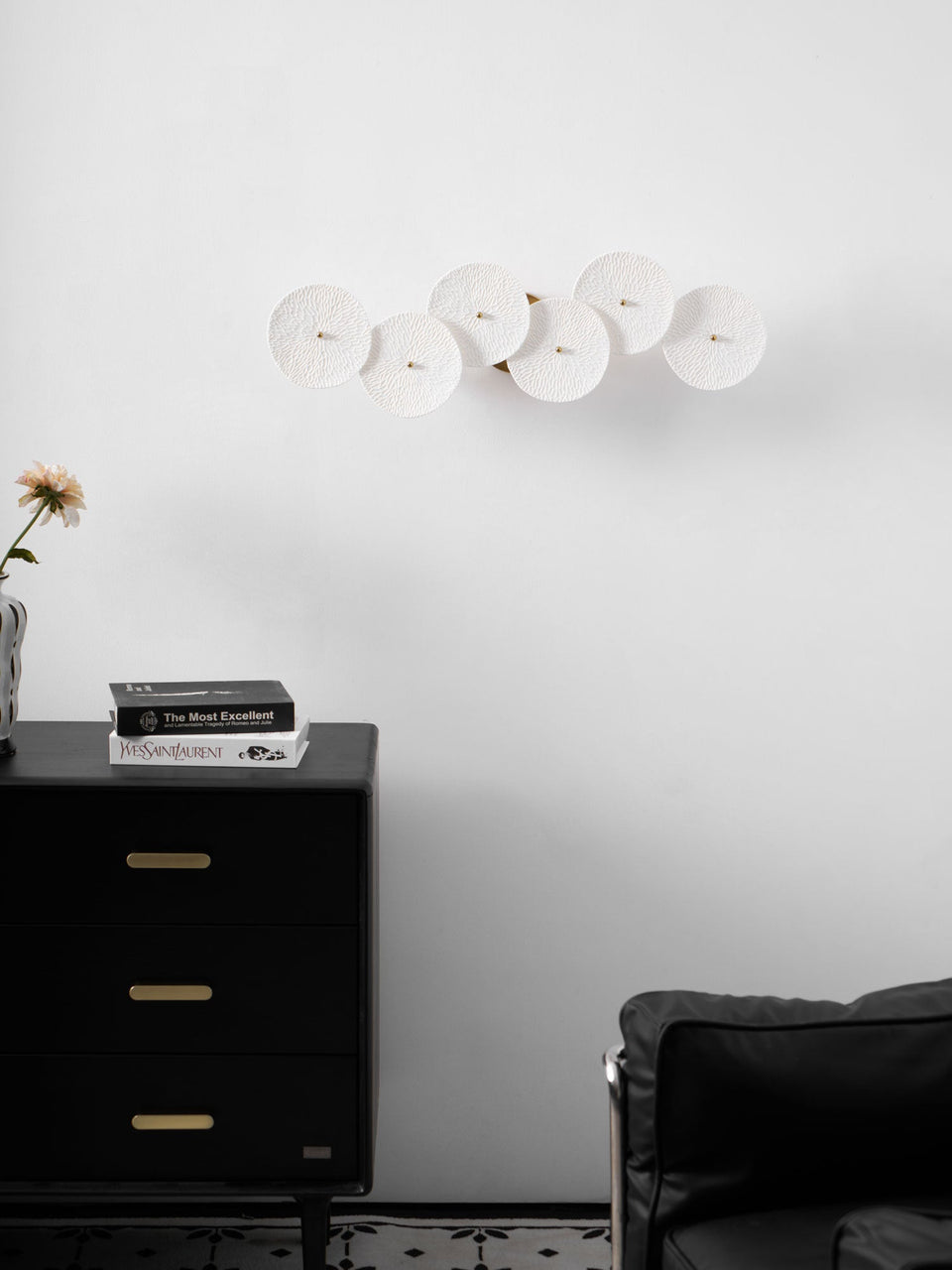 Lotus Petal LED Wall Lamp-Lighting > Wall Lights-casanuva-casanuva