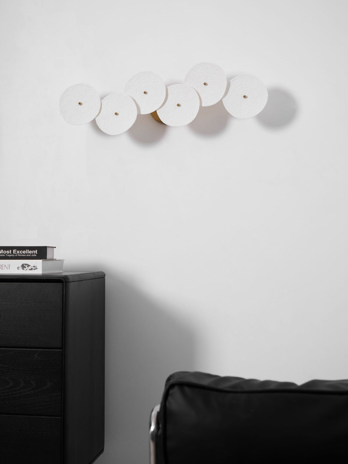 Lotus Petal LED Wall Lamp-Lighting > Wall Lights-casanuva-casanuva