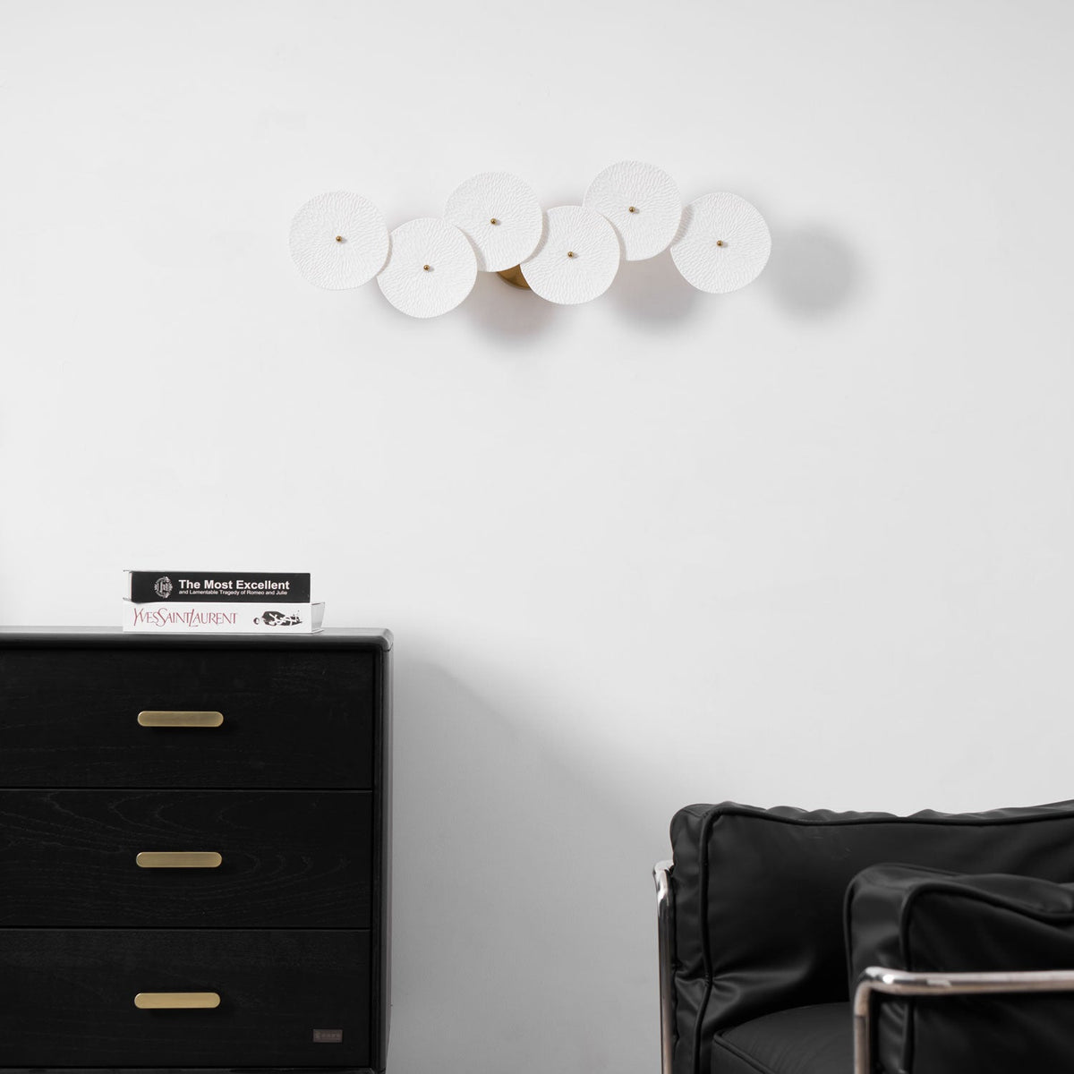 Lotus Petal LED Wall Lamp-Lighting > Wall Lights-casanuva-casanuva