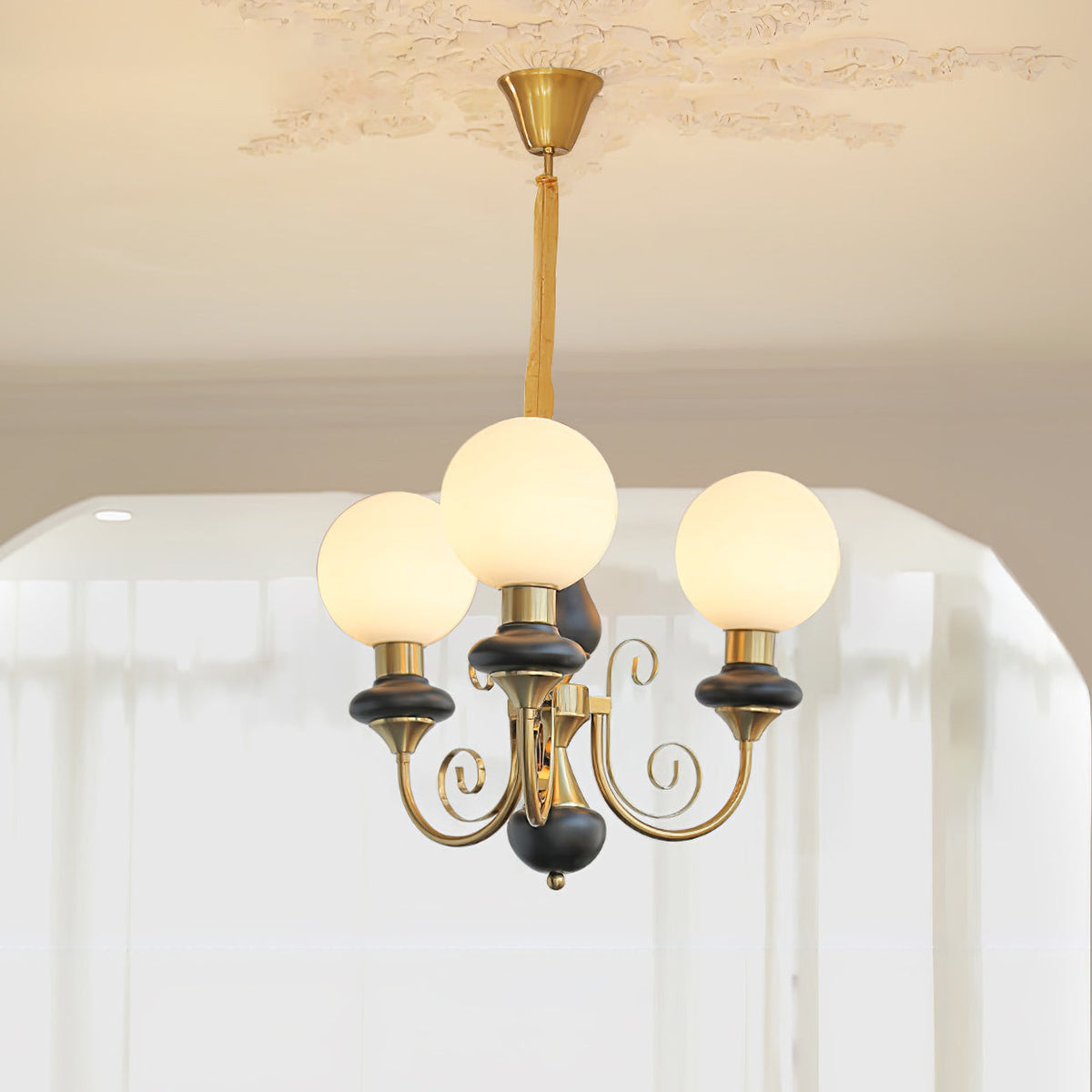 Onyx Crystal Chandelier-Lighting > Chandeliers & Pendant Lights-casanuva-3 heads 45cmx38cm-Gold & Black-casanuva