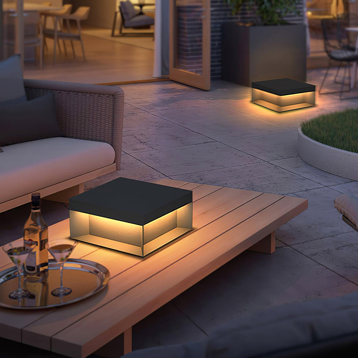 Outdoor Post Light Black Finish-Lighting > Outdoor Lighting-casanuva-casanuva