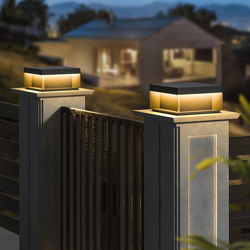 Outdoor Post Light Black Finish-Lighting > Outdoor Lighting-casanuva-casanuva