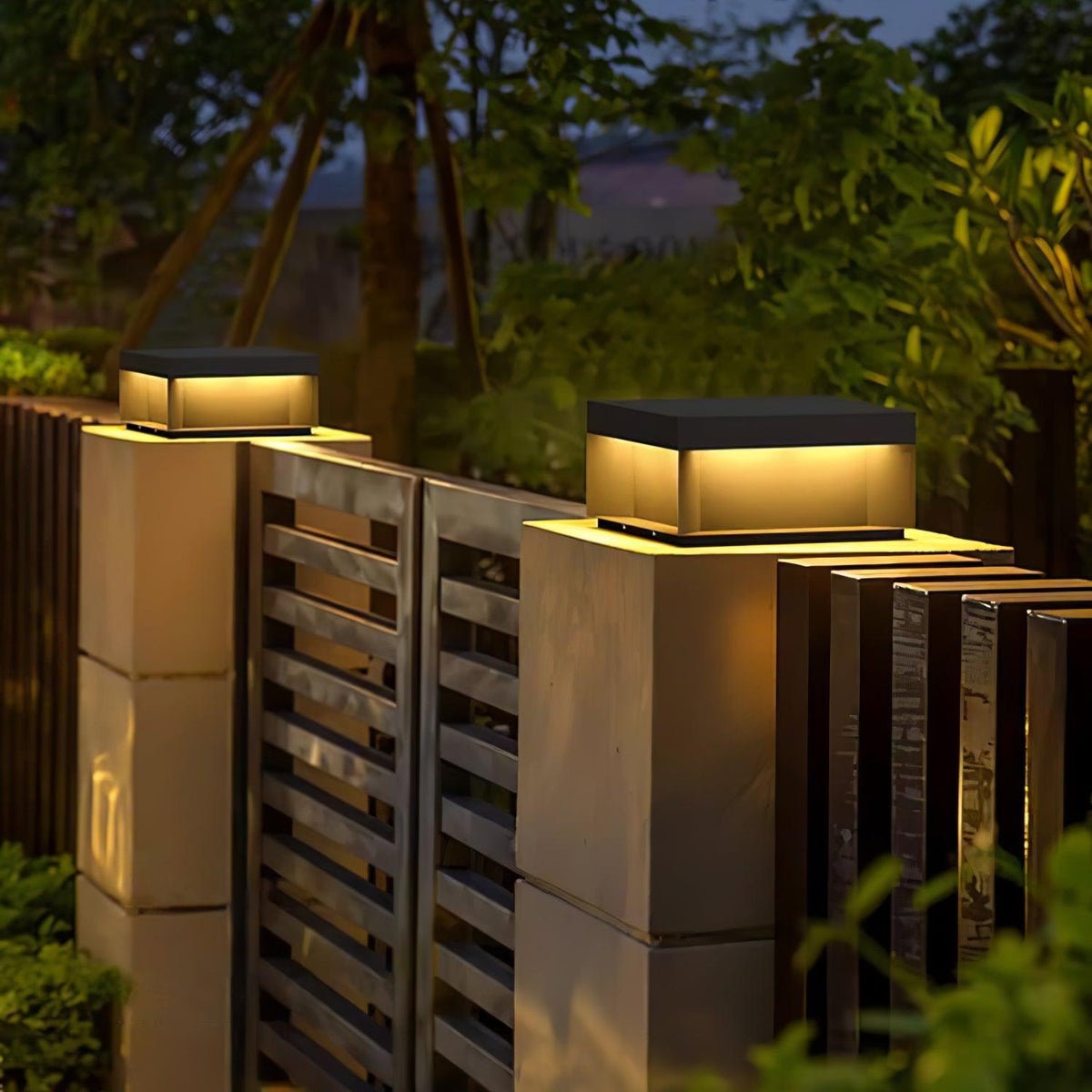 Outdoor Post Light Black Finish-Lighting > Outdoor Lighting-casanuva-casanuva