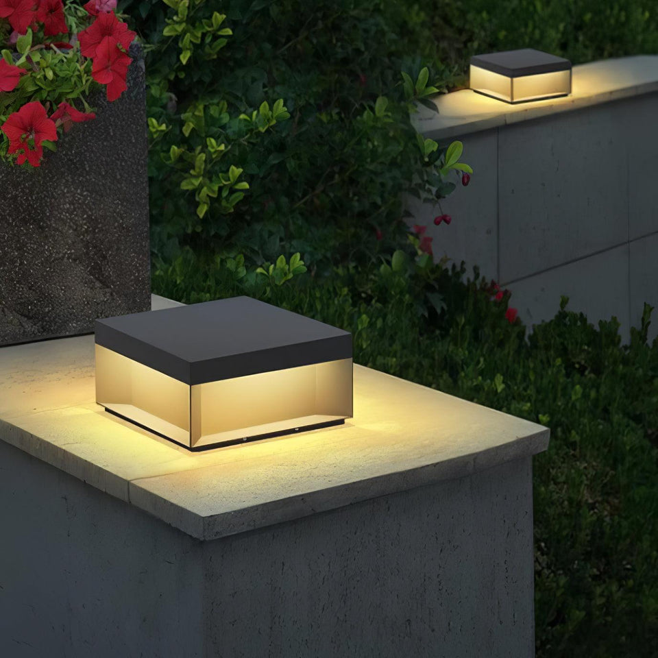 Outdoor Post Light Black Finish-Lighting > Outdoor Lighting-casanuva-casanuva