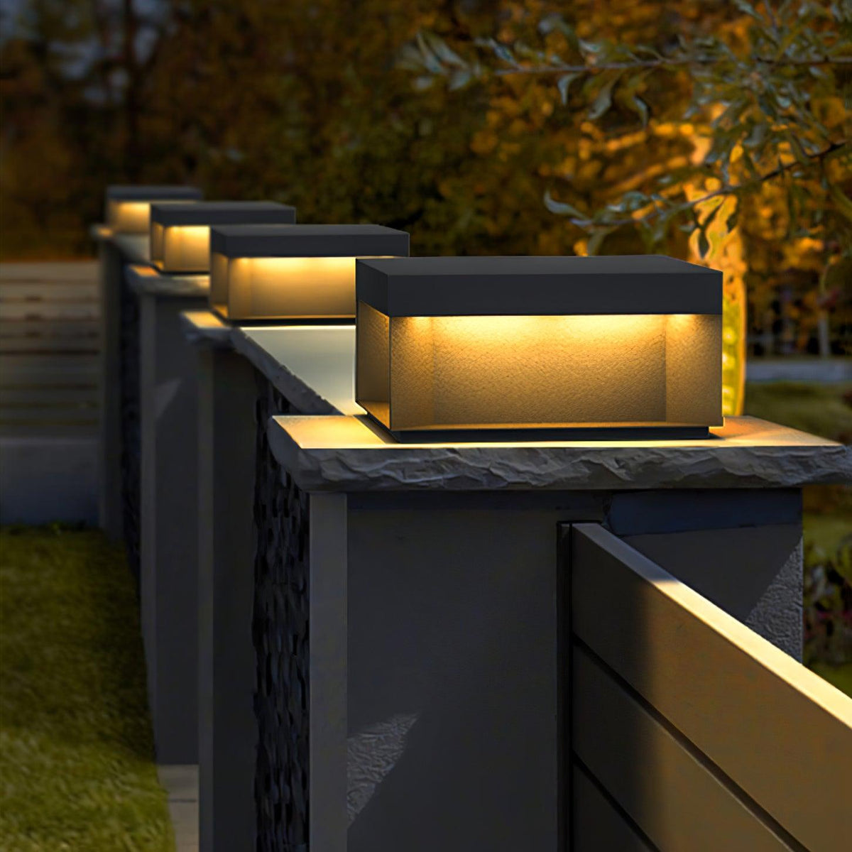 Outdoor Post Light Black Finish-Lighting > Outdoor Lighting-casanuva-casanuva
