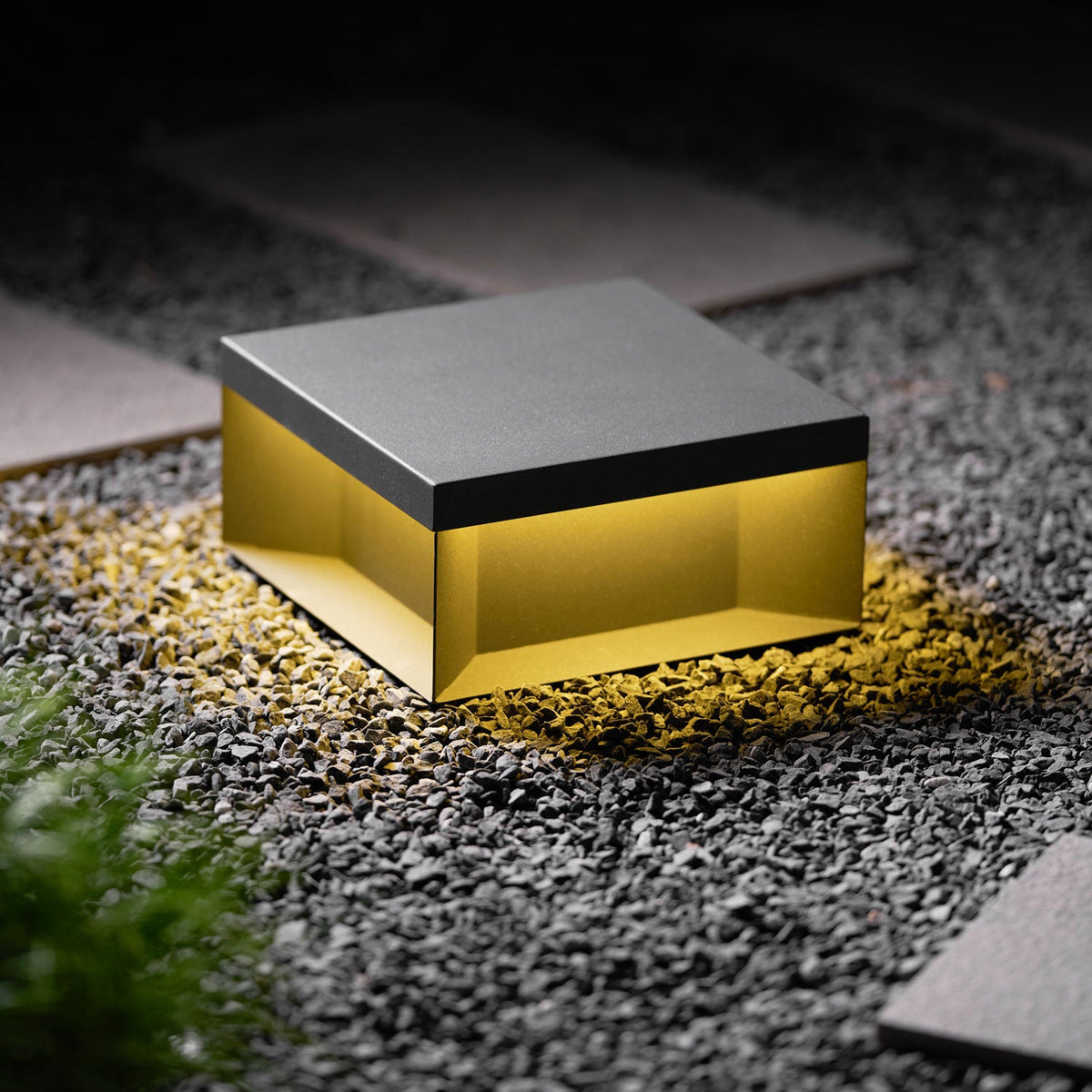 Outdoor Post Light Black Finish-Lighting > Outdoor Lighting-casanuva-casanuva