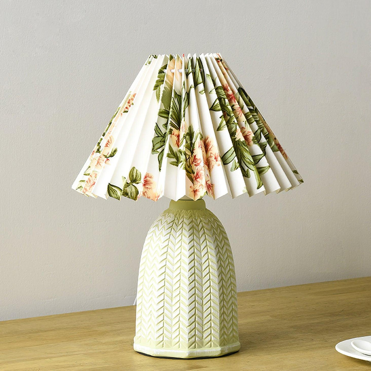 Pleated Vintage Table Lamp-Lighting > Table Lamps-casanuva-casanuva