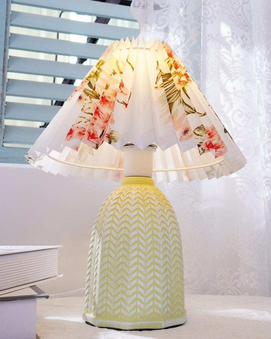 Pleated Vintage Table Lamp-Lighting > Table Lamps-casanuva-casanuva
