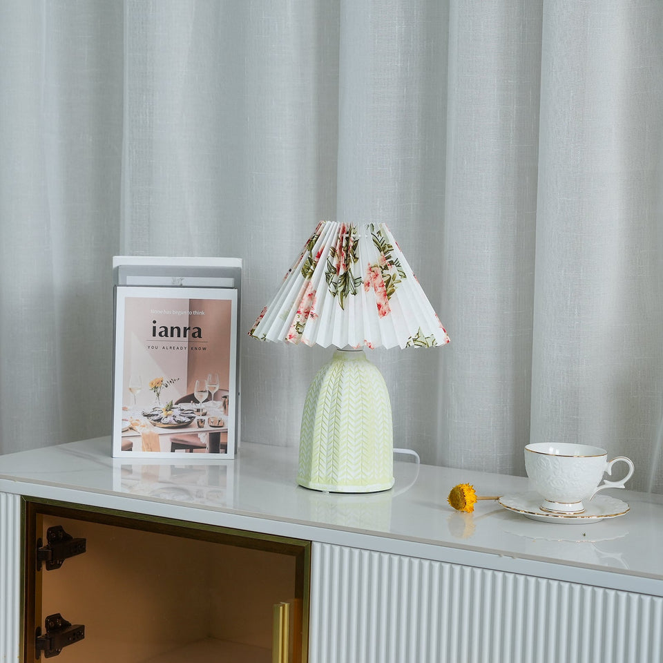 Pleated Vintage Table Lamp-Lighting > Table Lamps-casanuva-casanuva