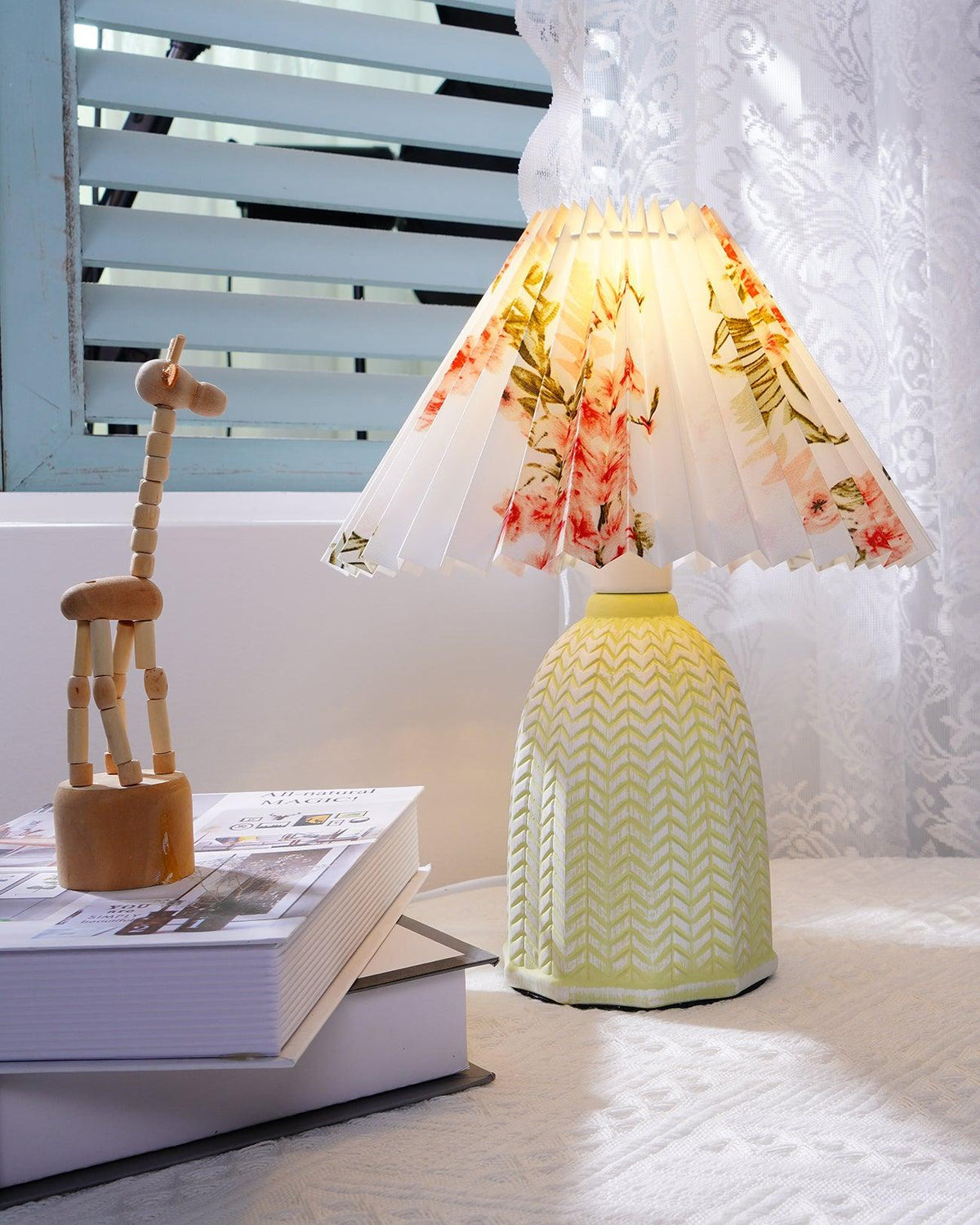 Pleated Vintage Table Lamp-Lighting > Table Lamps-casanuva-casanuva