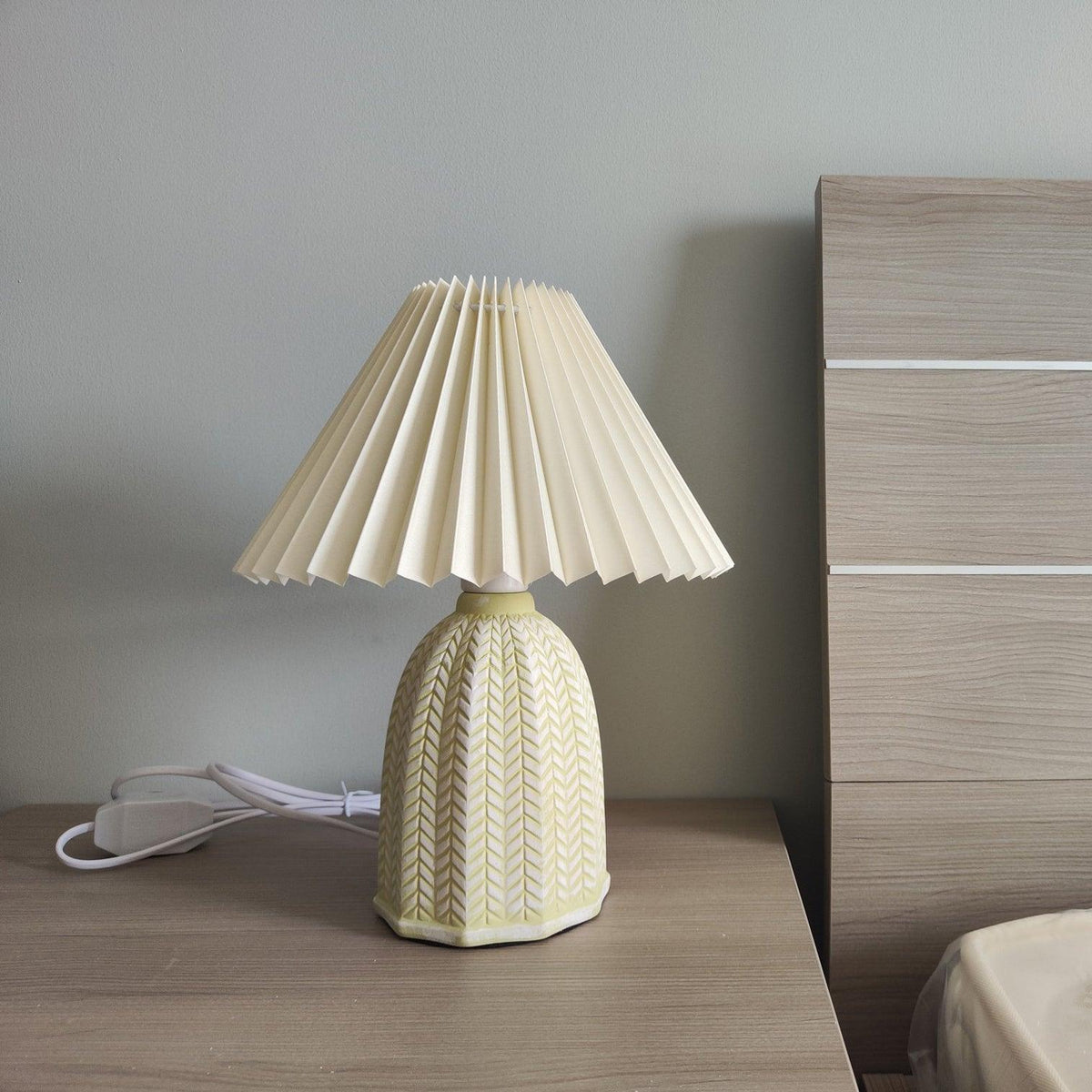 Pleated Vintage Table Lamp-Lighting > Table Lamps-casanuva-casanuva