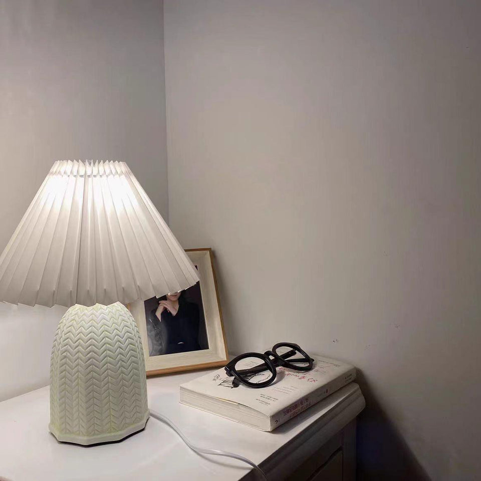 Pleated Vintage Table Lamp-Lighting > Table Lamps-casanuva-casanuva