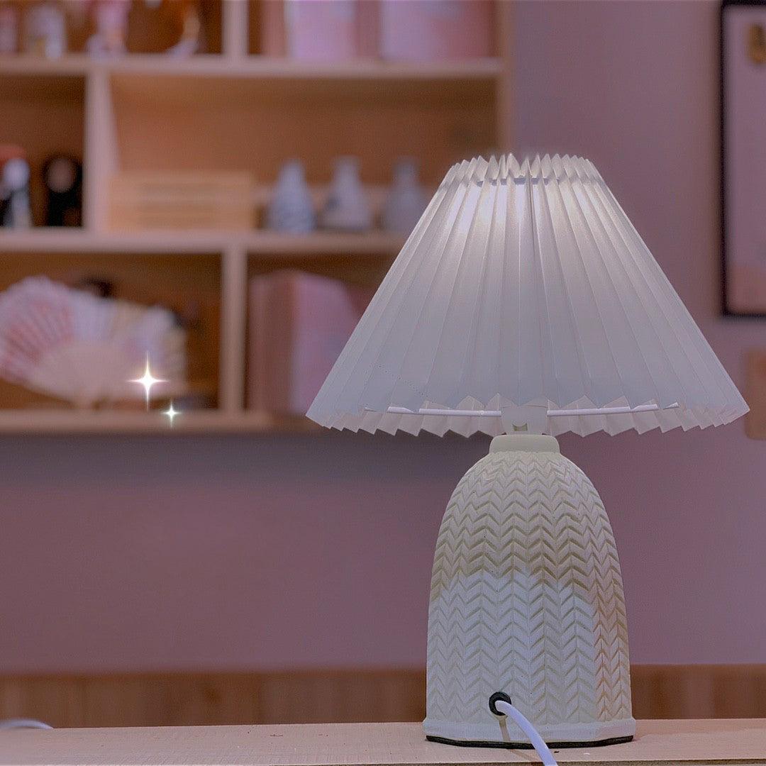 Pleated Vintage Table Lamp-Lighting > Table Lamps-casanuva-casanuva