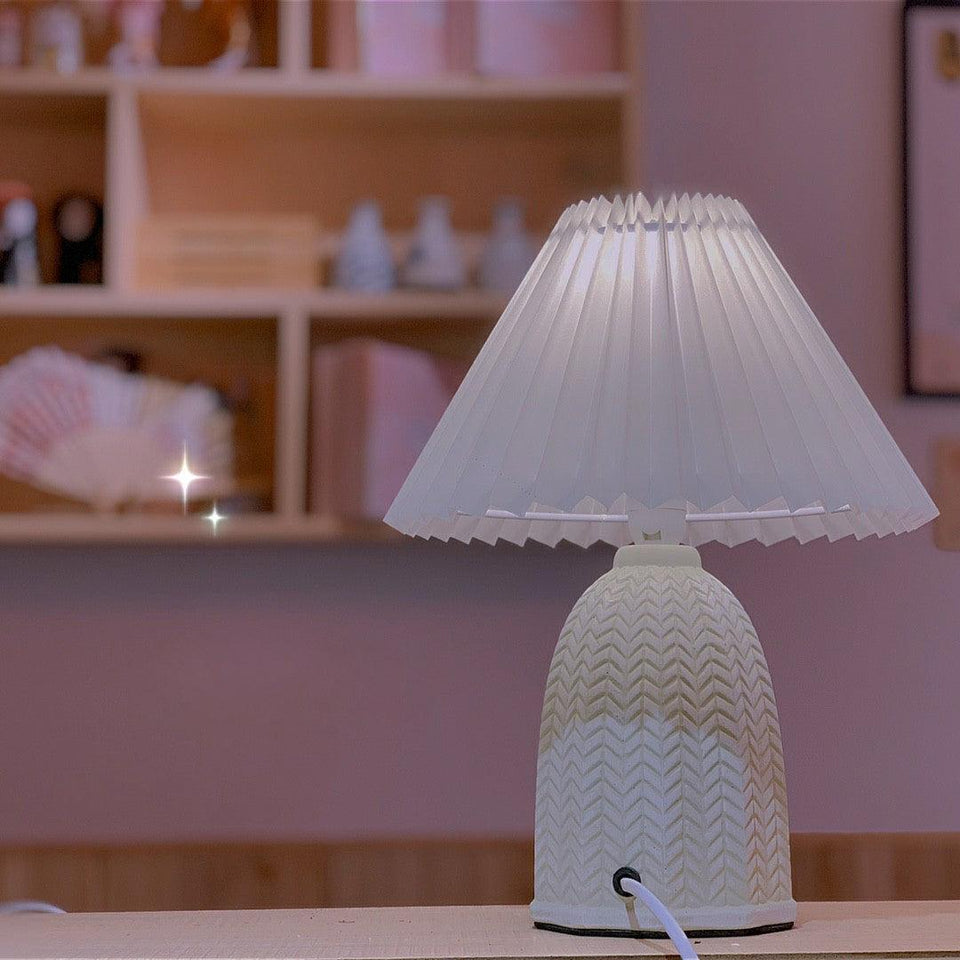 Pleated Vintage Table Lamp-Lighting > Table Lamps-casanuva-casanuva