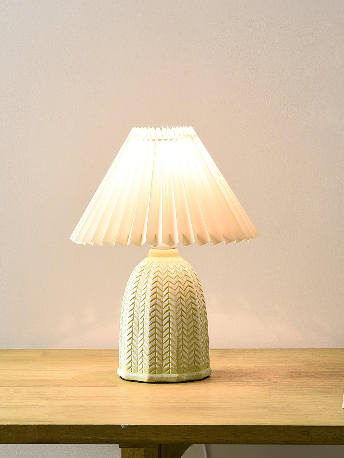 Pleated Vintage Table Lamp-Lighting > Table Lamps-casanuva-casanuva