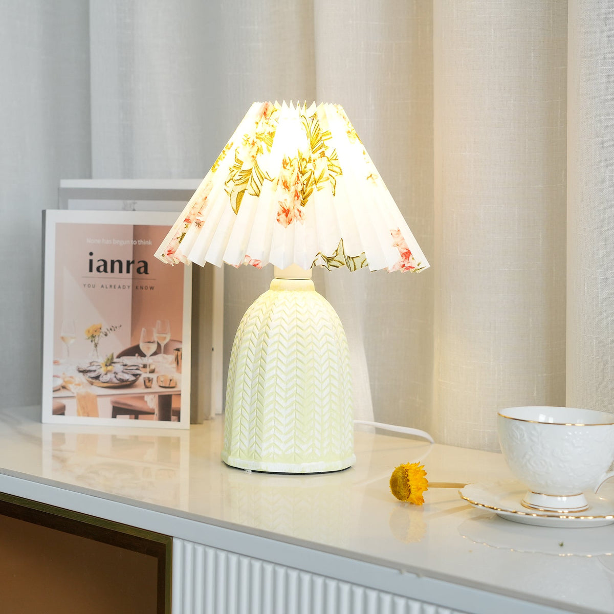 Pleated Vintage Table Lamp-Lighting > Table Lamps-casanuva-casanuva