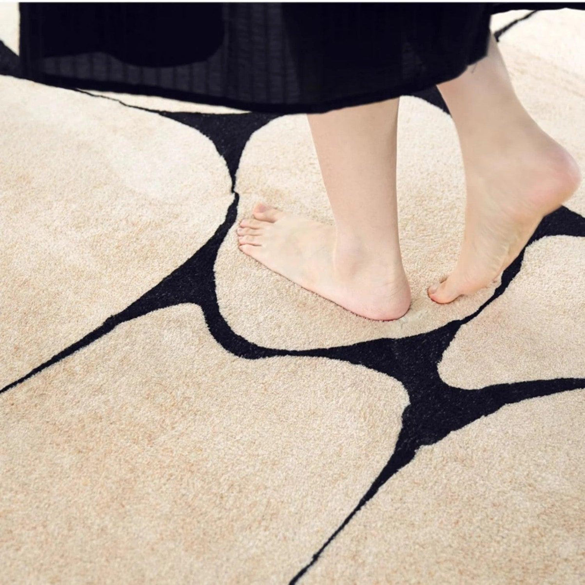 Round Carpet Soft Elegant Easy to Maintain French Style-Rugs & Mats > Area Rugs-casanuva-casanuva