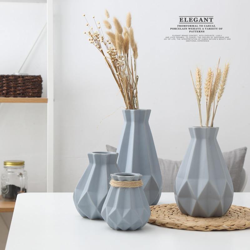 Short Matte Diamond Porcelain Ceramic Vase-Home Decor > Vases-casanuva-casanuva