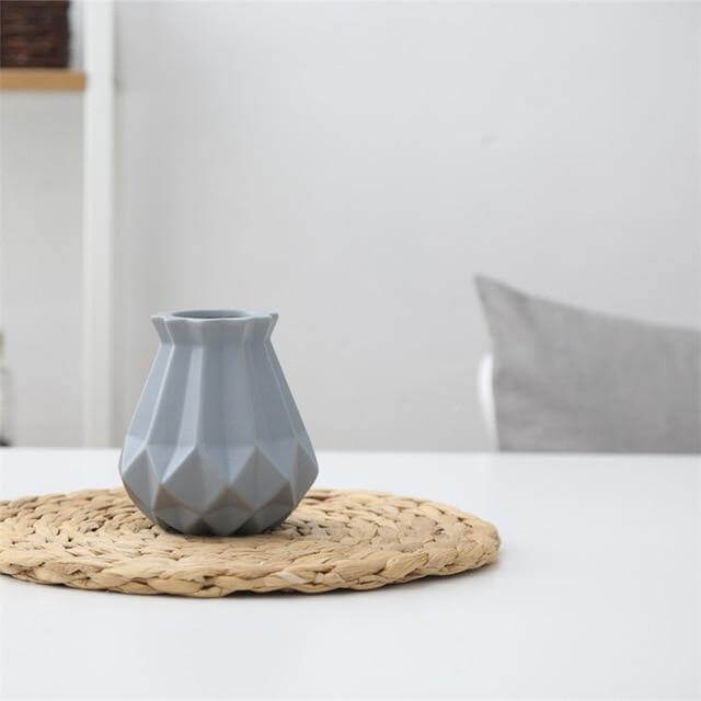 Short Matte Diamond Porcelain Ceramic Vase-Home Decor > Vases-casanuva-Mini Gray-casanuva