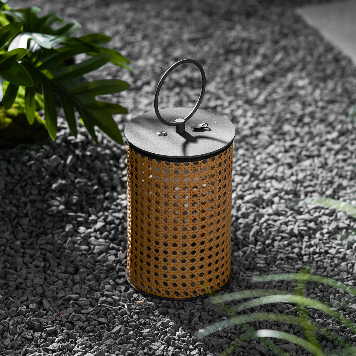 Solar Outdoor Lantern Lamp-Lighting > Outdoor Lighting-casanuva-casanuva