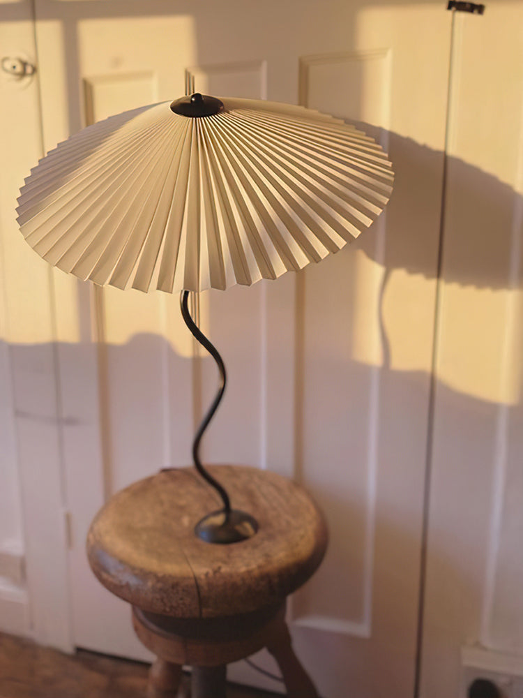 Squiggle Table Lamp with Unique Curved Design-Lighting > Table Lamps-casanuva-casanuva