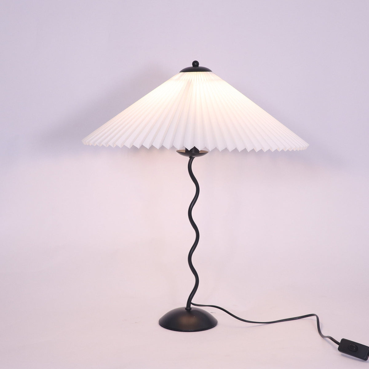 Squiggle Table Lamp with Unique Curved Design-Lighting > Table Lamps-casanuva-casanuva