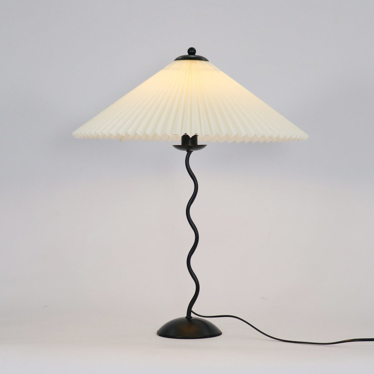 Squiggle Table Lamp with Unique Curved Design-Lighting > Table Lamps-casanuva-casanuva