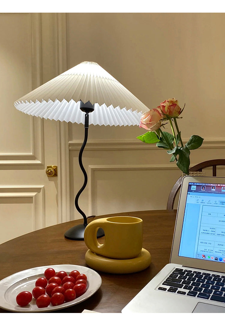Squiggle Table Lamp with Unique Curved Design-Lighting > Table Lamps-casanuva-casanuva