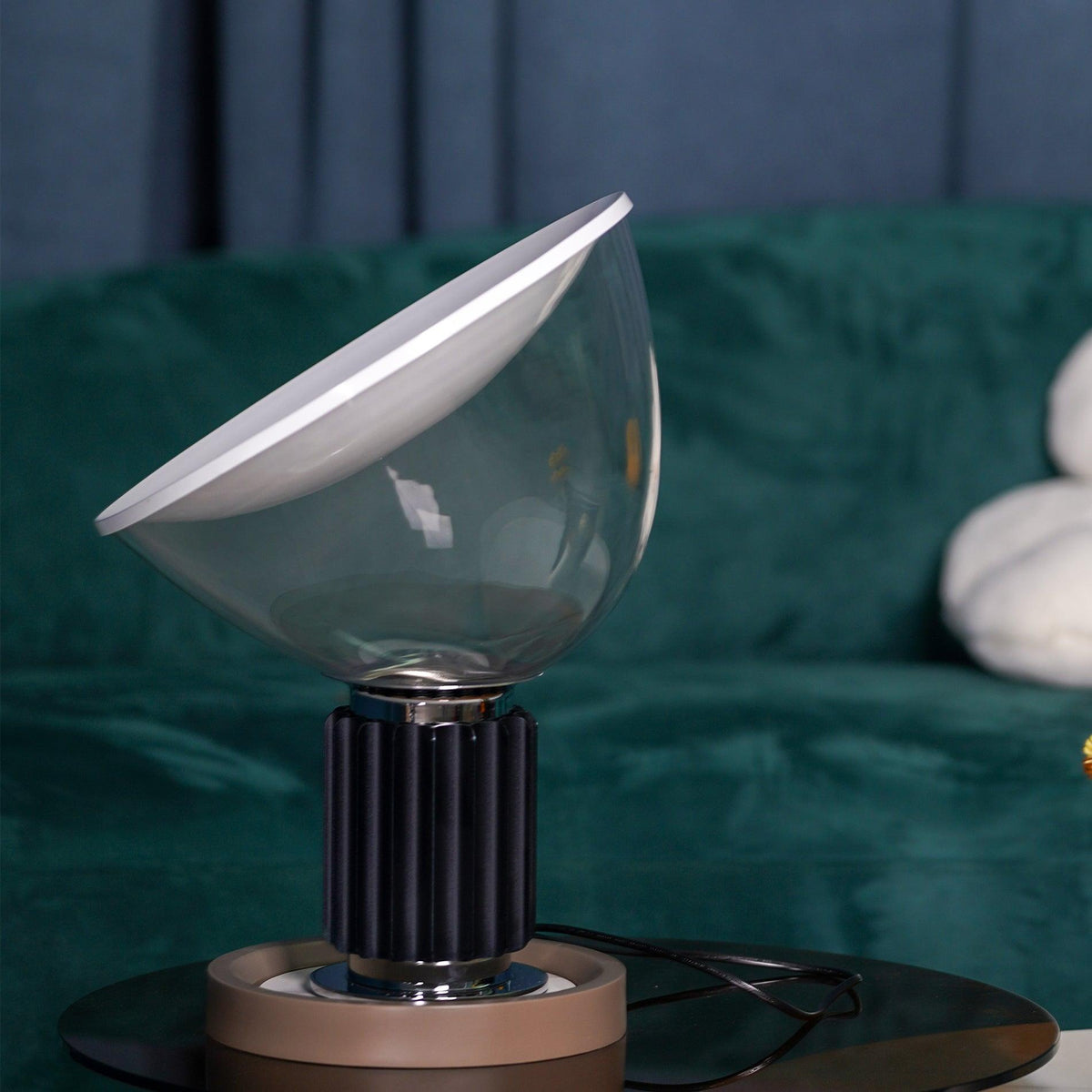 Table Lamp with Modern Design and Adjustable Brightness-Lighting > Table Lamps-casanuva-casanuva