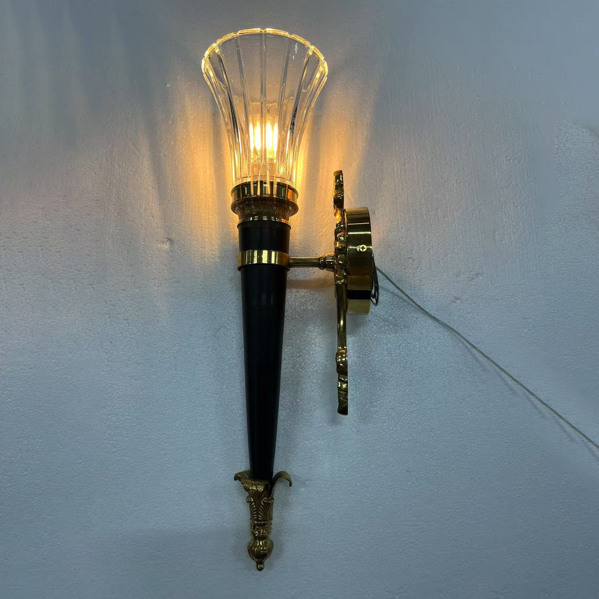 Torch Wall Lamp with Elegant Design-Lighting > Wall Lights-casanuva-casanuva