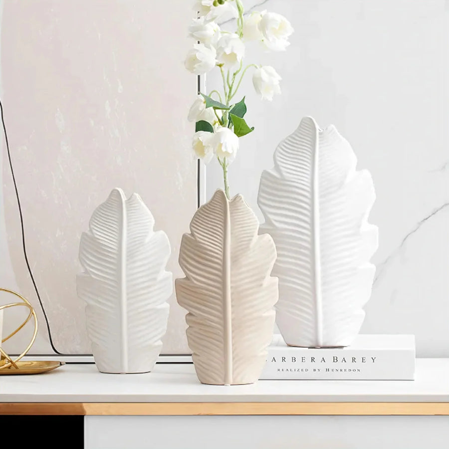 Vase with Timeless Elegance and Sophisticated Design-Home Decor > Vases-casanuva-casanuva