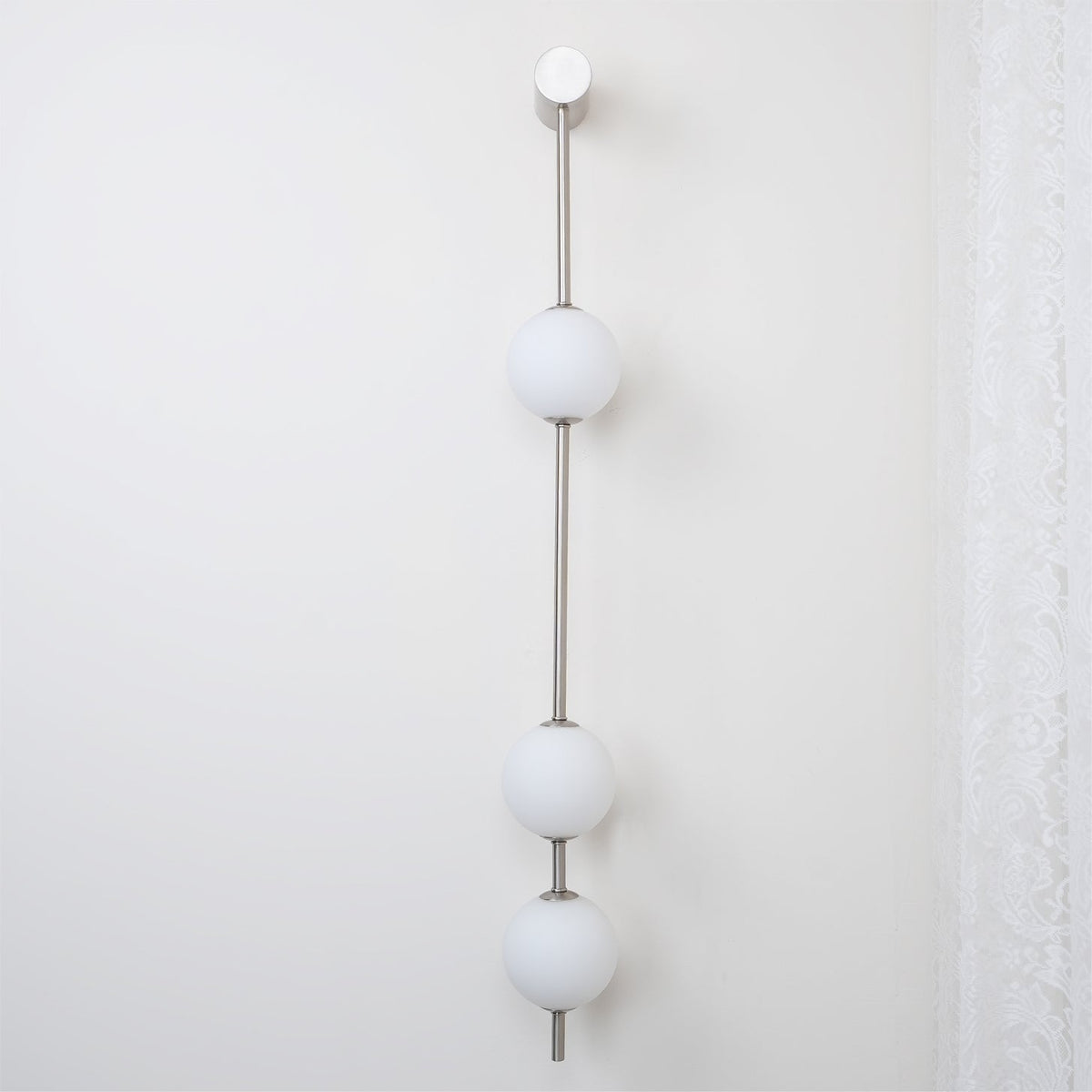 Vertical Ball Wall Lamp LED-Lighting > Wall Lights-casanuva-casanuva