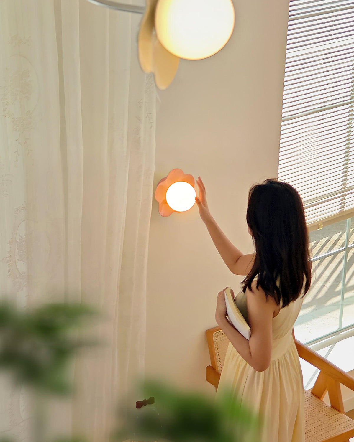 Wall Lamp with Floral Design-Lighting > Wall Lights-casanuva-casanuva
