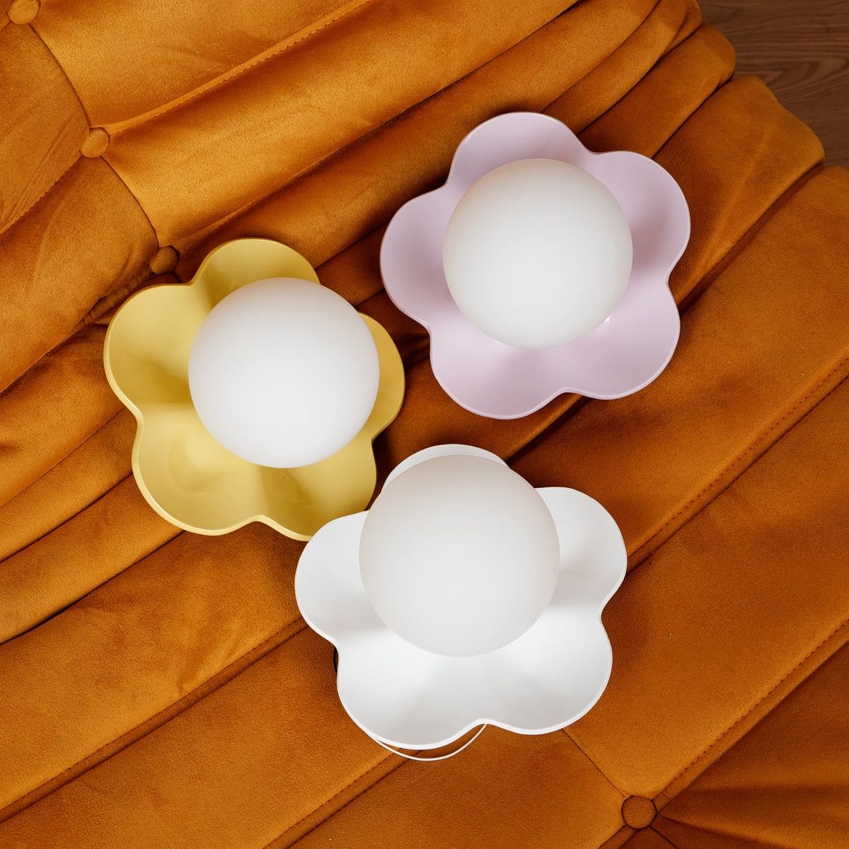 Wall Lamp with Floral Design-Lighting > Wall Lights-casanuva-casanuva